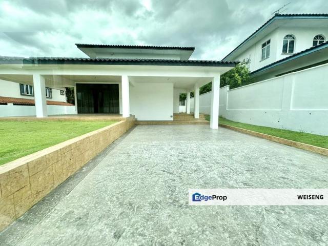 Taman Nong Chik Heights