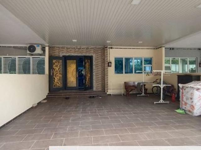 Taman Nuri Durian Unggul