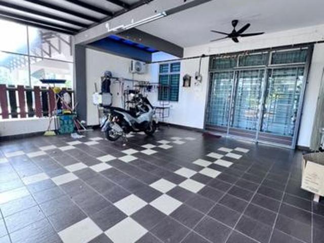 Taman Nusa Bestari Gated Guarded Renovated unit Unblock View