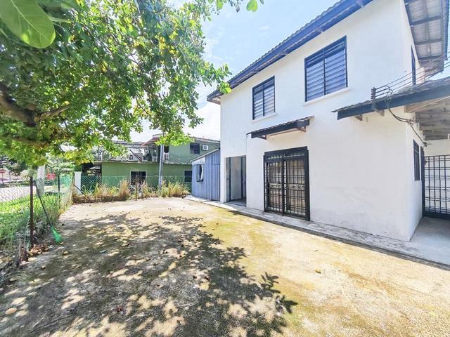 Taman Nusa Damai CORNER LOT BESAR