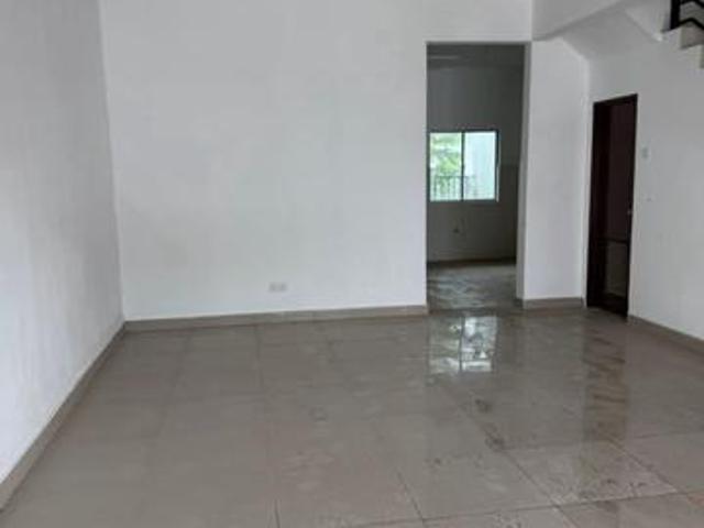 Taman Nusa DamaiPasir Gudang Full Loan Unit