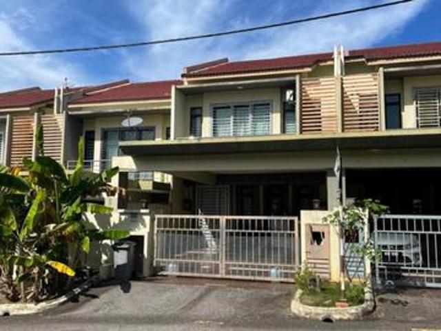 Taman Nusa IntanSenawang double storey terrace for sale