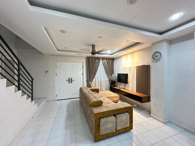 Taman Nusa Sentral Iskandar Puteri Fully Renovated Full Loan Low Depo