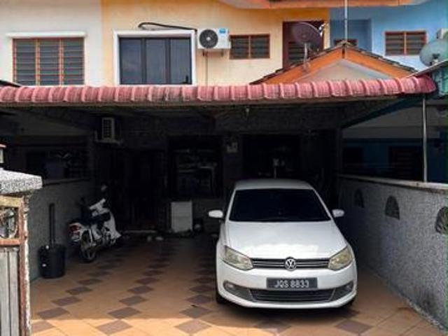 Taman nusantara gelang patah double storey terrace