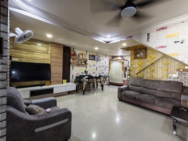Taman Nusantara Nusaria Gelang Patah 2 double Storey Medium Cost House