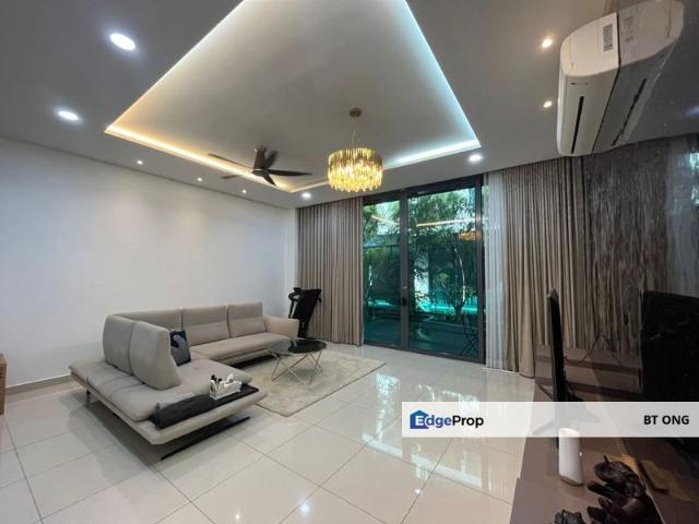 Taman Nusaputra Timur
