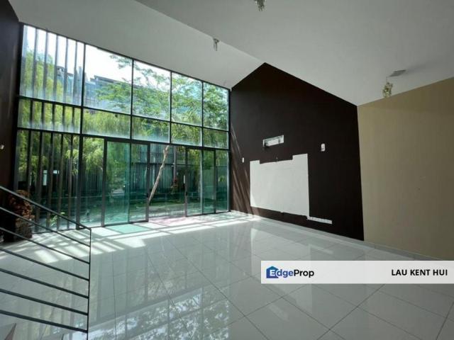 Taman Nusaputra Timur
