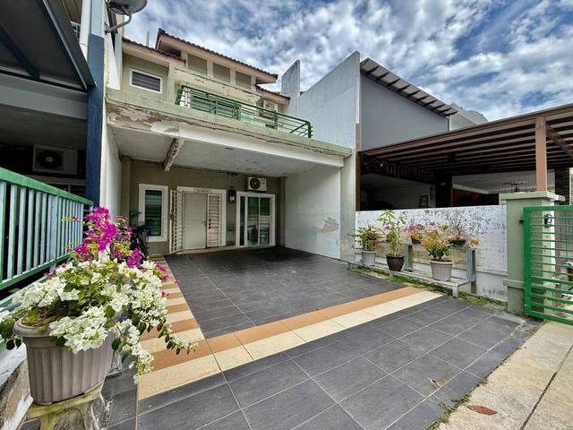 Taman Nusari Aman 2 Bandar Sri Sendayan Double for sale