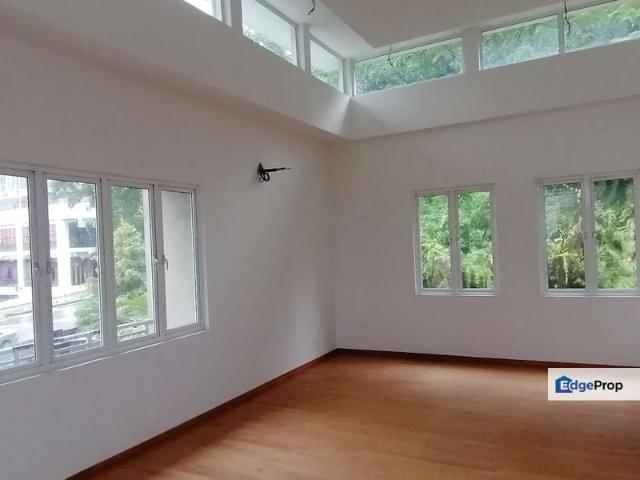 OUG/Happy Garden Gated Guarded 4.5 Storey Terrace