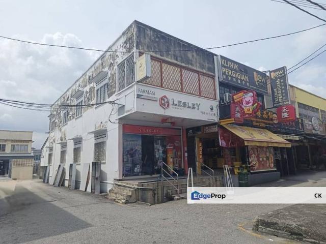 Taman Oug Square