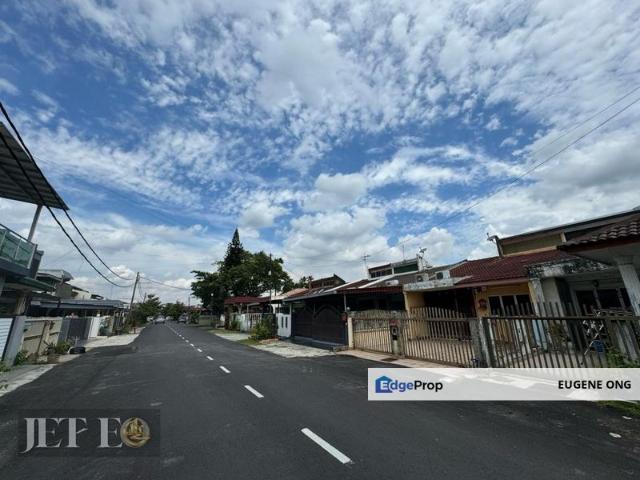 Taman Palm Grove