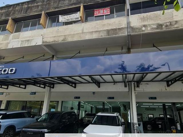 Taman Paramount