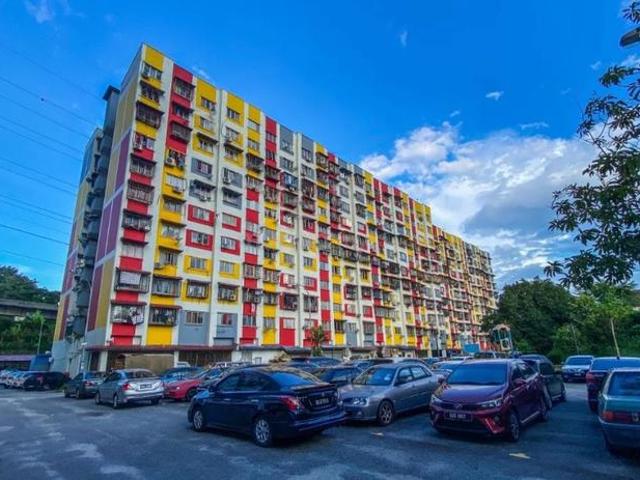 Taman Paramount LRT Rumah Pangsa Sri Aman Flat For Sale