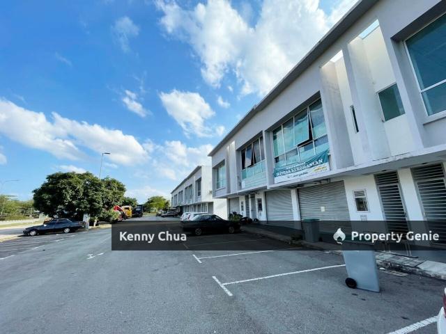 Taman Pasir Putih / Pasir Gudang / Double Storey Shoplot