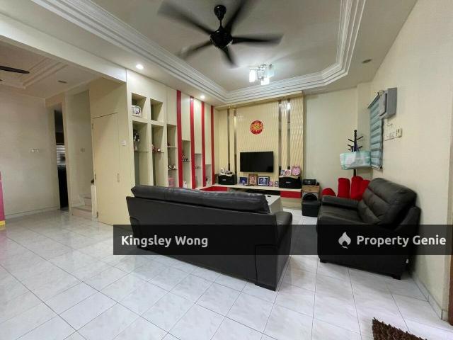 Taman Pengkalan Barat Double Half Storey Terrace House Facing Field Good Condition