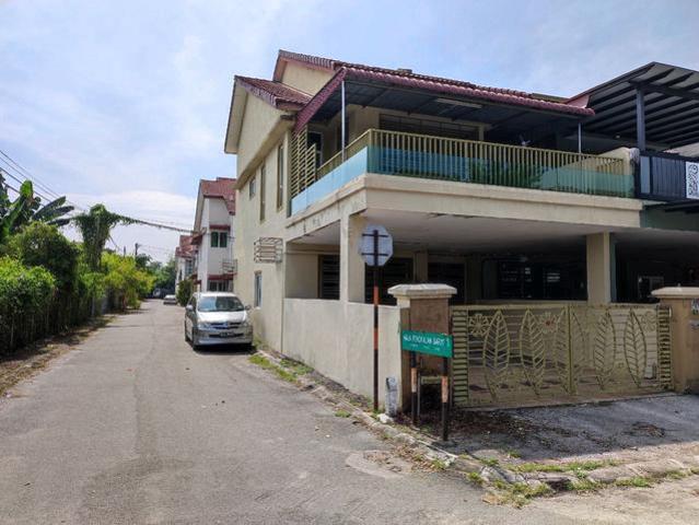 Taman Pengkalan Station 18