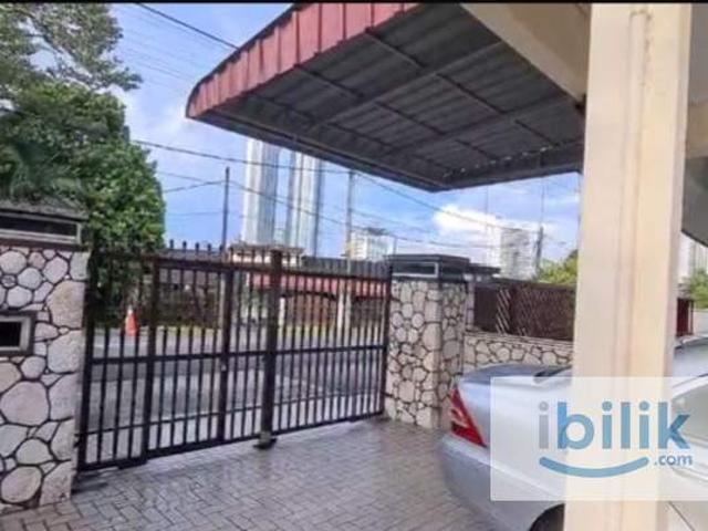 Taman Pelangi | Fully Furnished | Ensuite Bathroom | Utilities Included | Room 5