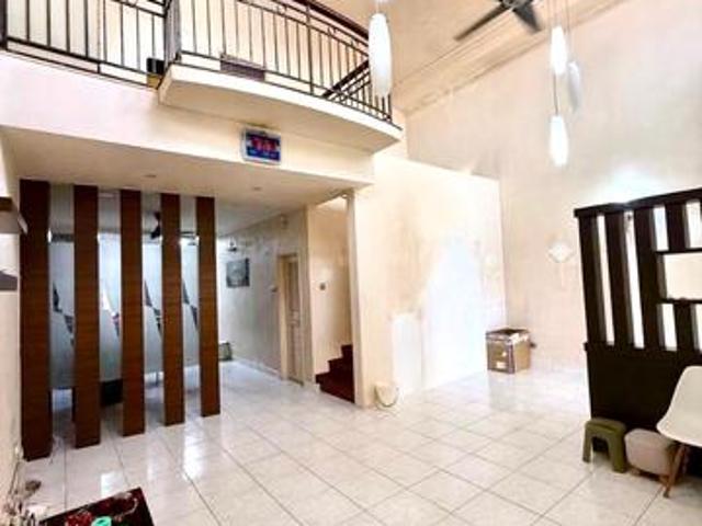 Taman Pelangi Indah Jalan Pesona 15 Storey Terrace House For Rent