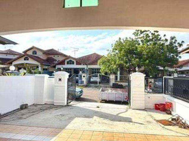 Taman Pelangi Indah