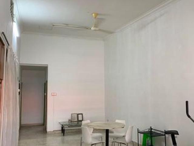 Taman Pelangi Jalan Kelabu 4bed2bath