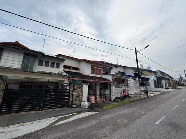 Taman Pelangi JB Double Storey Renovated Terrace House