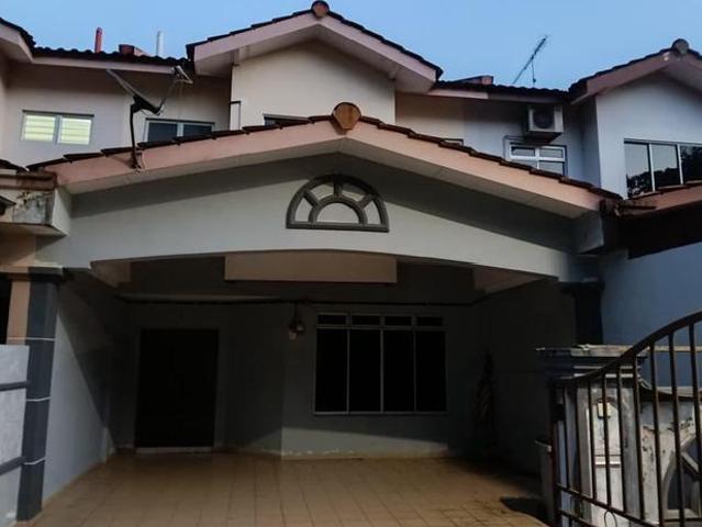 Taman pelangi kluang town for sale