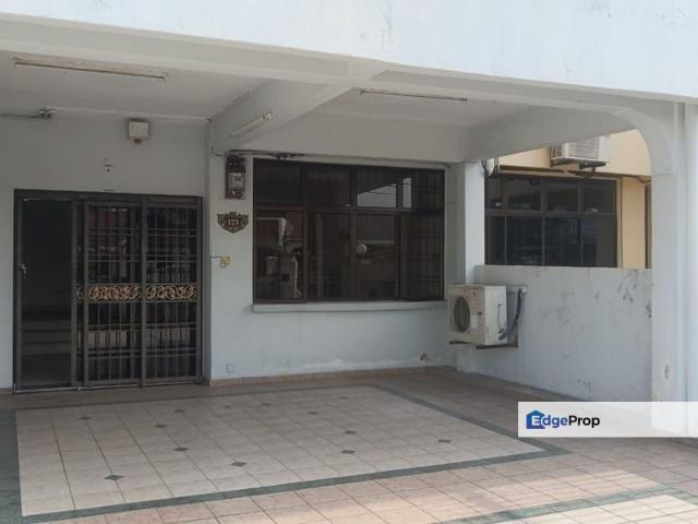 Taman Pelangi, Plentong