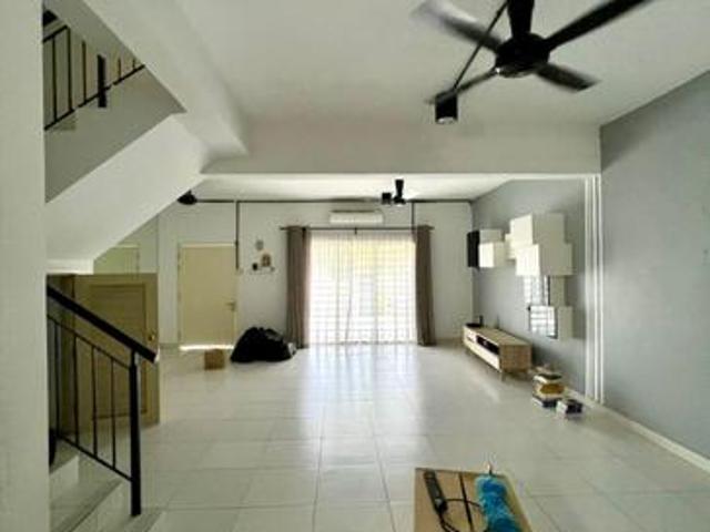 Taman Pelangi Semenyih 2 1900sqft 2Storey Semenyih Selangor Fre