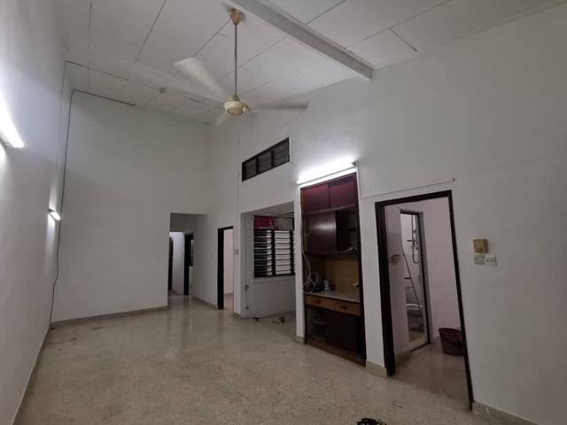 Taman pelangi 1 storey terrace house for sales CHEAP