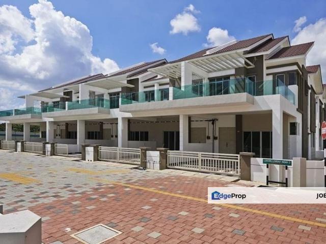 Taman Pertama