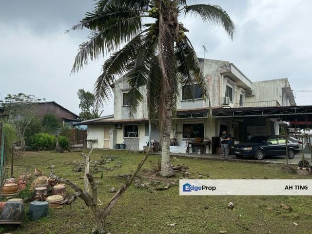 Taman Pertama