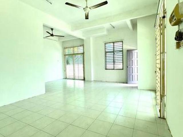 Taman Perwitra Indah Semi D FOR RENT