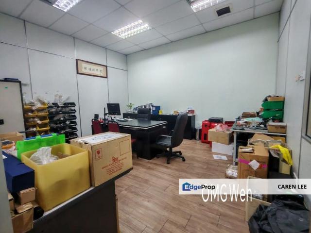 TAMAN PERINDUSTRIAN AIR HITAM