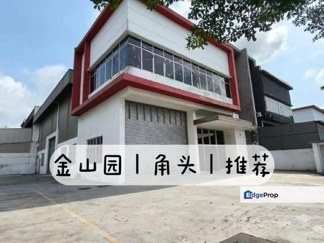 TAMAN PERINDUSTRIAN RINGGAN PULAI CLUSTER CORNER FACTORY FOR RENT