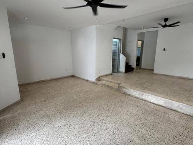 Taman Perling Jalan Camar UNBLOCK view 2storey terrace