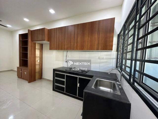 Taman Perling Jalan Camar 8