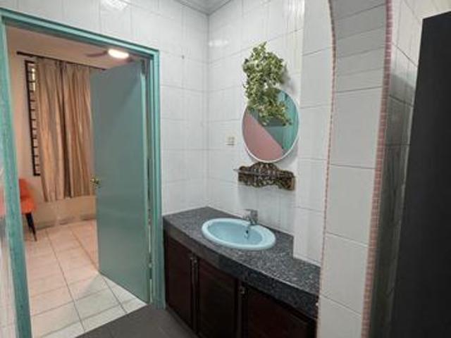 Taman Perling Jalan Layang Renovated 7 bed SemiD House for Rent