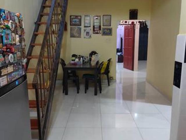 Taman Perling Jalan Simbang 15 Storey Terrace Fully Renovated