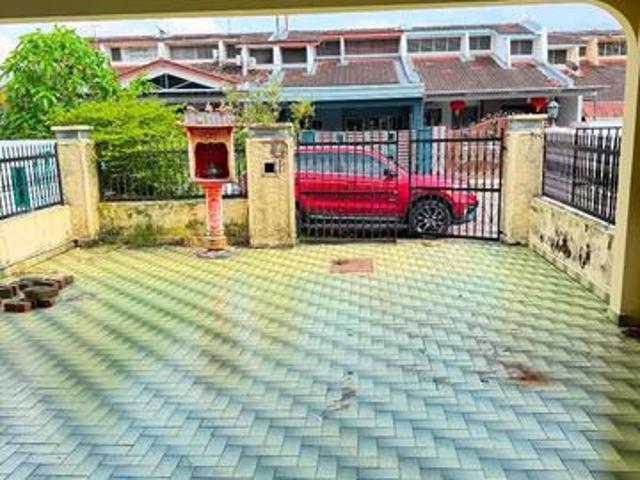 Taman Perling Jalan Simbang Single Storey Terrace House