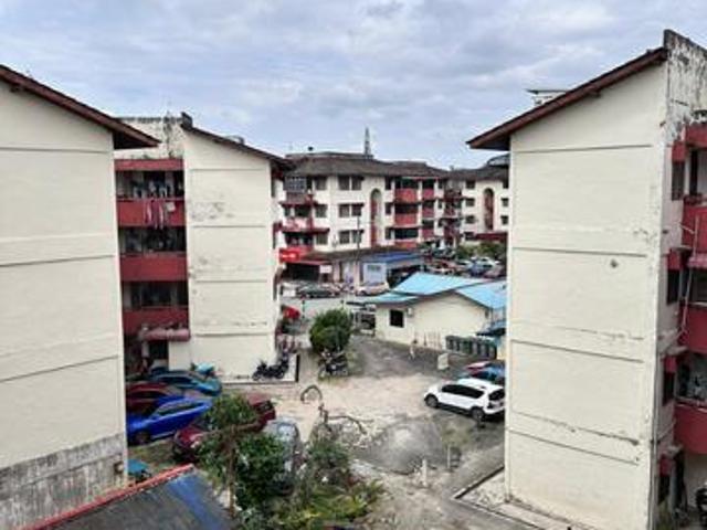 Taman Perling Perling Flat Level 4