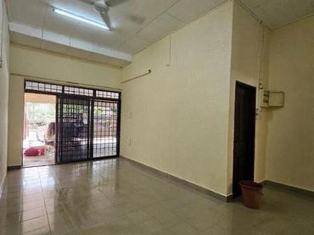 Taman Perling Single Storey For Rent