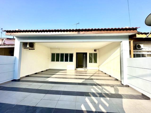 Taman Perling Single Storey Terrace House 3 Bed 2 Bath For Rent