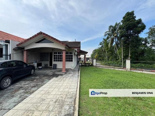 Taman Perling