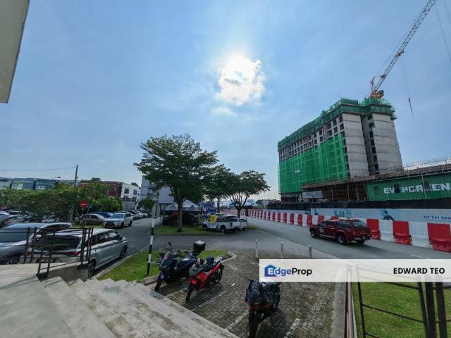 TAMAN PERLING