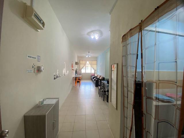 Taman permata homestay level 5 for sale