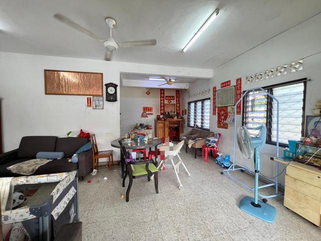 Taman Petaling 22x65 End LotGuarded Freehold Basic Kepong