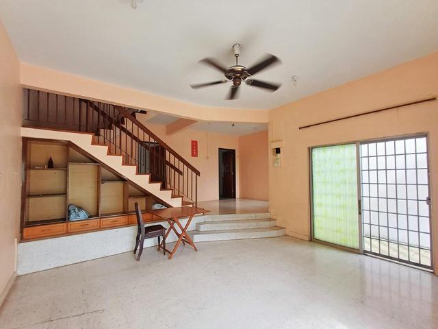 Taman Petani Jaya Double Storey Terrace House For Sale