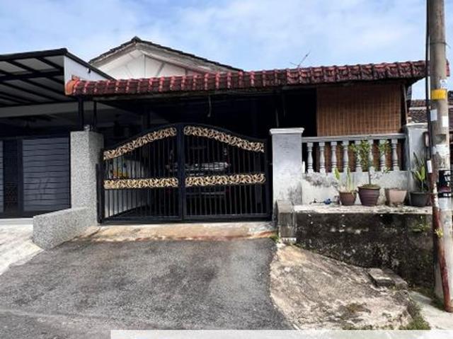 Taman Pinggiran Delima
