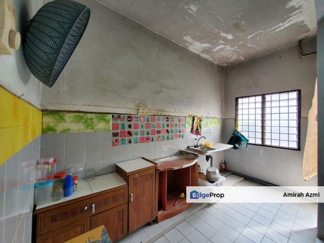 Taman Pinggiran Delima