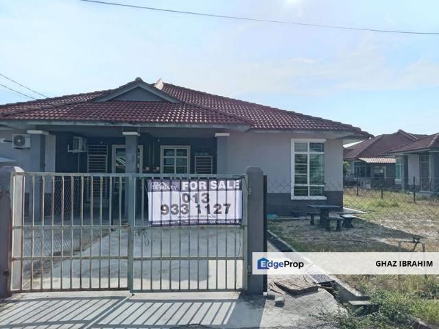 TAMAN PINGGIRAN UNIVERSITI, KELANTAN. RUMAH SEMI D